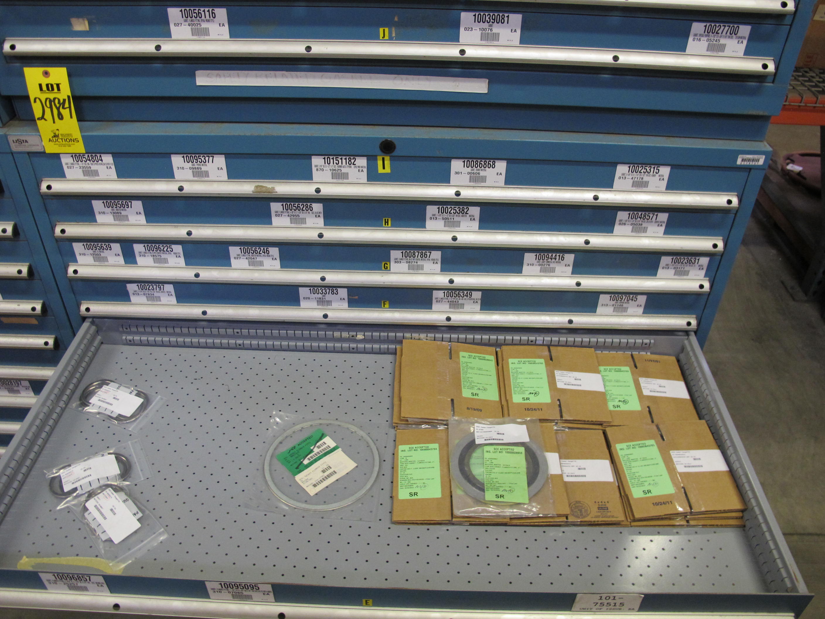 LISTA HEAVY DUTY 9-DRAWER PARTS CABINET W/ CONTENTS (W-50) LOADING & HANDLING FEE $25-